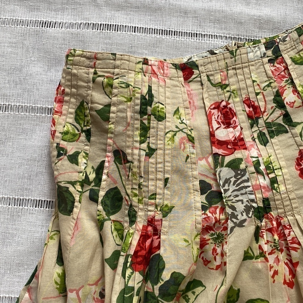 Cabi cotton skirt with rose design. - Picture 3 of 10